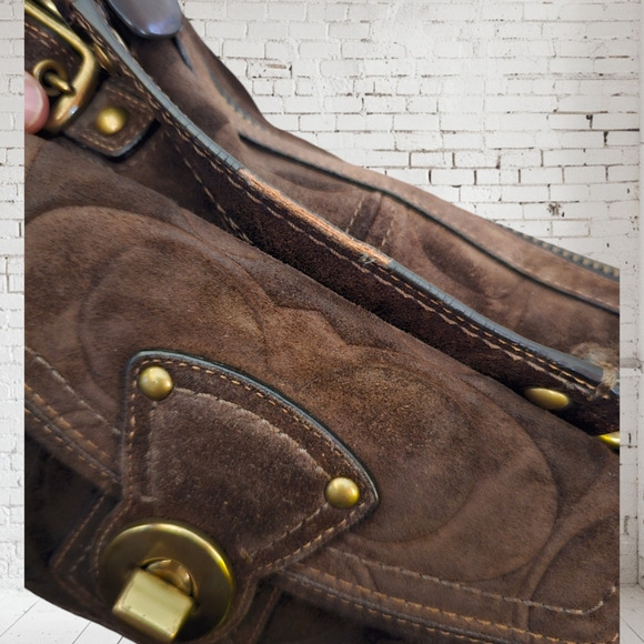 Vintage Suede COACH Bag - Picture 5 of 9